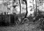 Fahrrad im Hinterhof